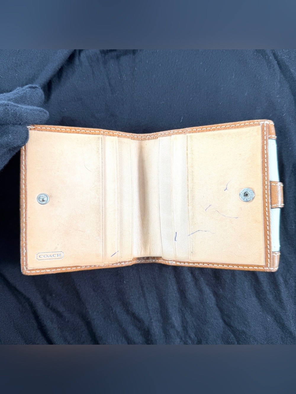 Coach White Leather Small Wallet Snap Tri Fold Buckle Clutch Brown Leather Trim - Picture 7 of 9
